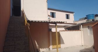 3 Casas de 3 cômodos e um sobrado REF - 2171